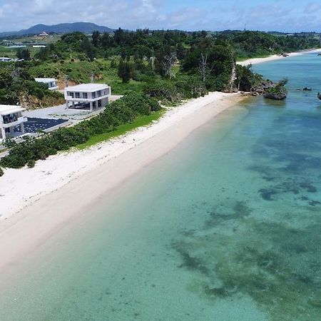 Ocean Front Sumuide Apartment Nago Bagian luar foto